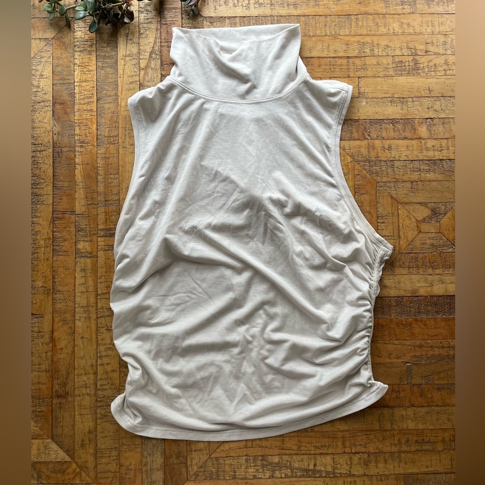 Lululemon See the Horizon mock neck ruched tank top